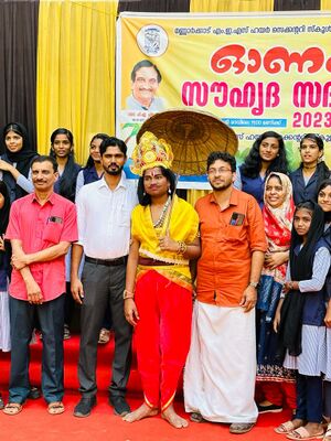 21104 hitech onam.jpeg