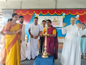 22233 school prevesanoolsavam2.jpg