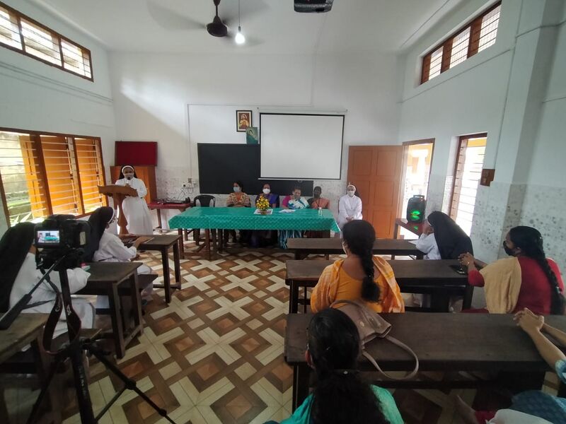 പ്രമാണം:28002-hitech9.jpg