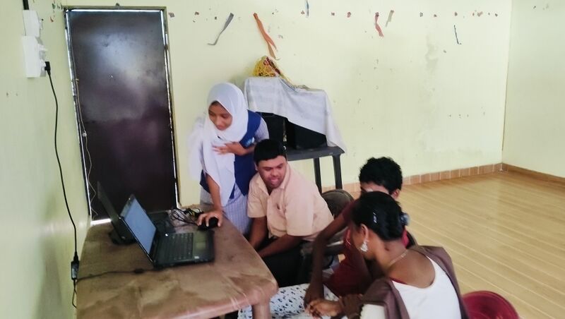 പ്രമാണം:36070 bhinnasheshiclss.jpg