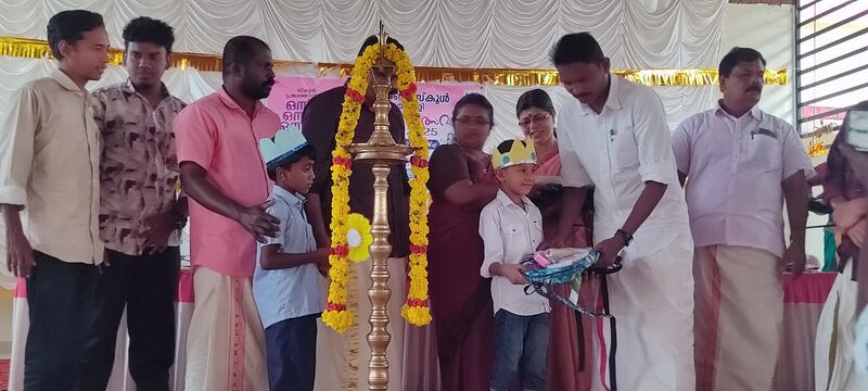 പ്രമാണം:39029 Praveshanolsavam 2025 Pics 013.jpg