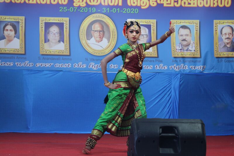 പ്രമാണം:44049 art5.jpg