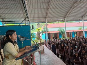 44055 princi.resized.jpg