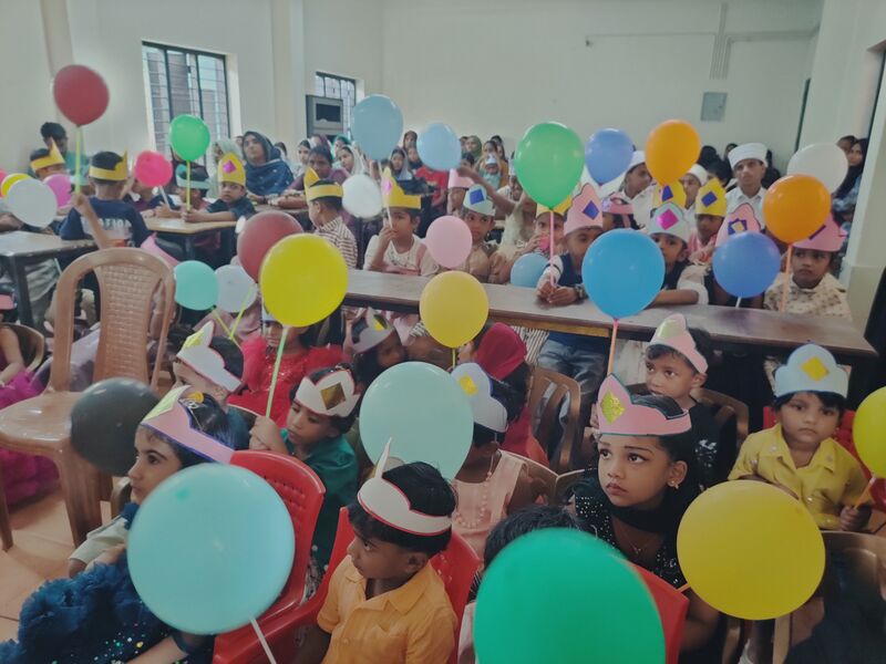 പ്രമാണം:18010 pravesanolsavam 2025 2.jpg