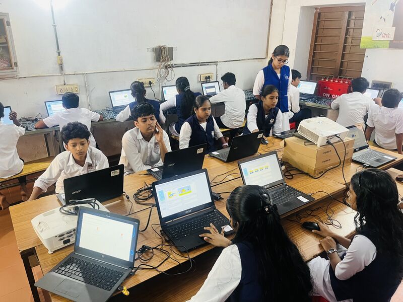 പ്രമാണം:19026-aptitude test.jpg