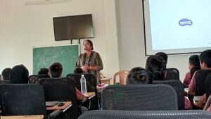 21124 hightech school.jpg