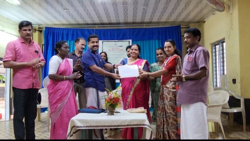 പ്രമാണം:29228 h5.jpg