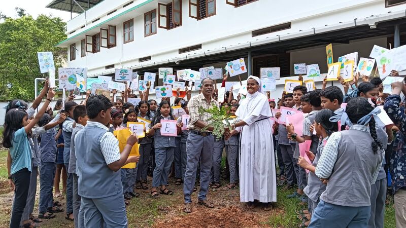 പ്രമാണം:34250-Environment day2.jpg