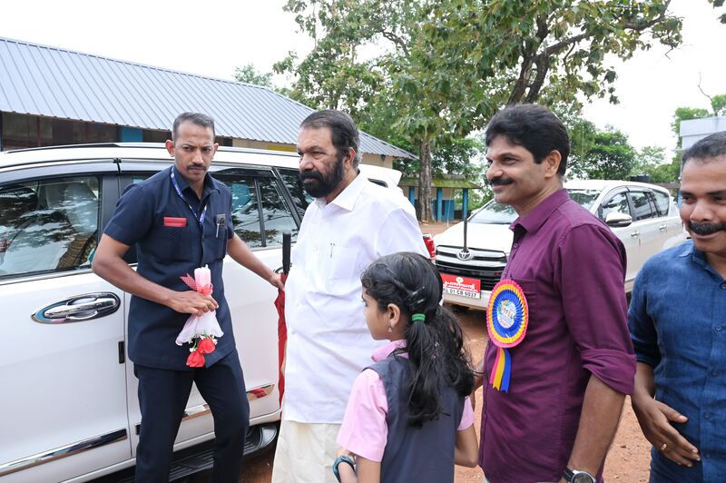പ്രമാണം:42005 Schoolinaguration2.jpg