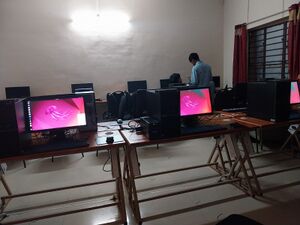 42086 lab.jpg