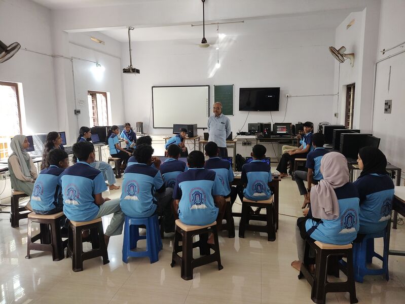 പ്രമാണം:Chss summer camp.jpg