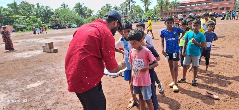 പ്രമാണം:11007 Sports23 11.jpeg