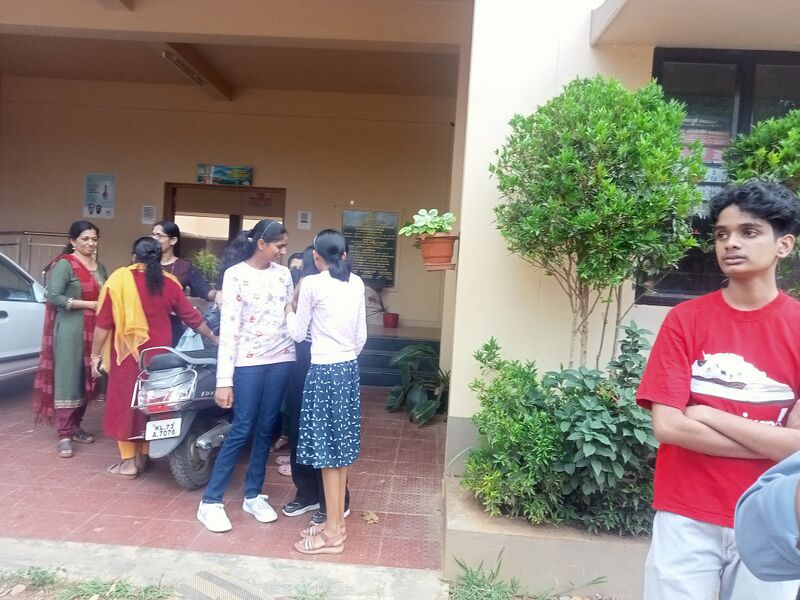 പ്രമാണം:15048 sslc12.jpg