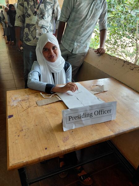 പ്രമാണം:19077 school parlament election5.jpg