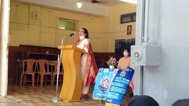 പ്രമാണം:20021 Madhura malayalam.jpeg