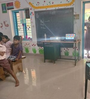 30435 hitech class.jpg