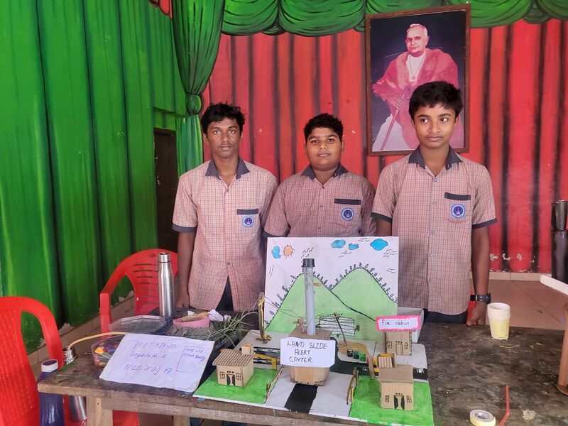 പ്രമാണം:35026 sc2521.jpg