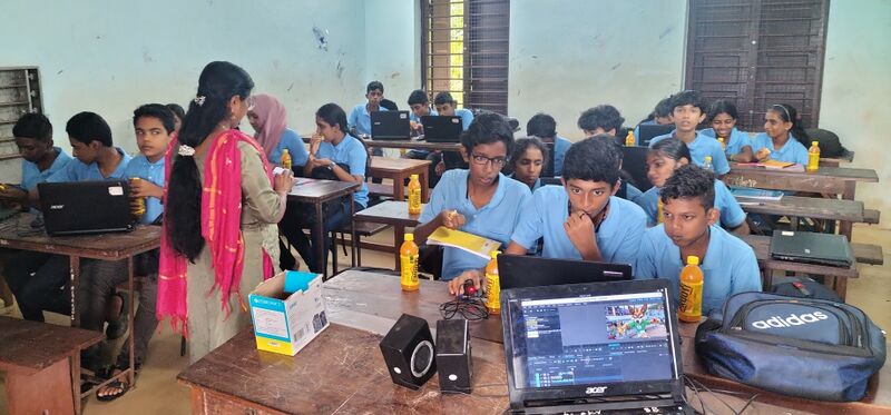 പ്രമാണം:42047-vacation camp-2025lk4.jpg