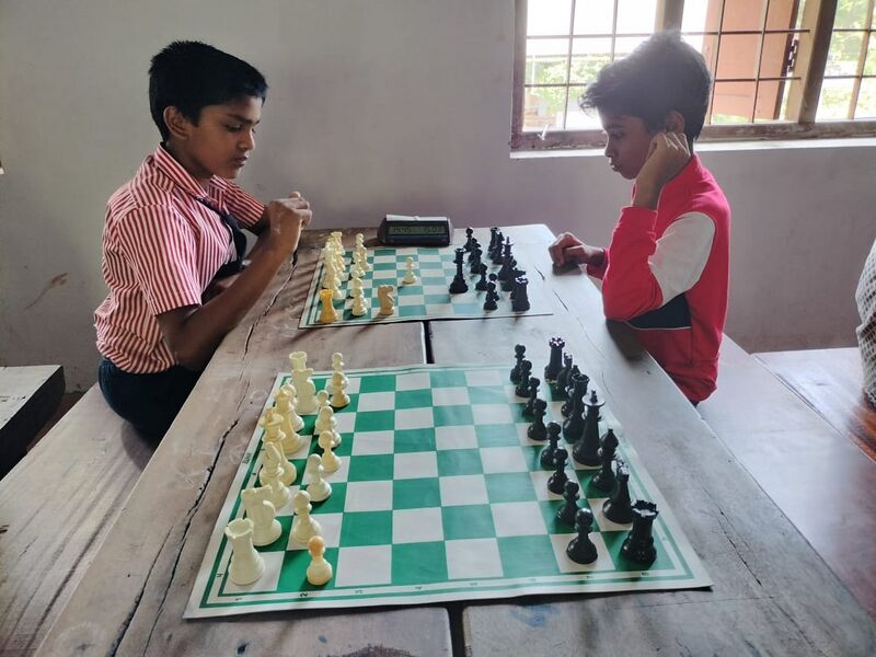 പ്രമാണം:Chess 35052 23 (1).jpg