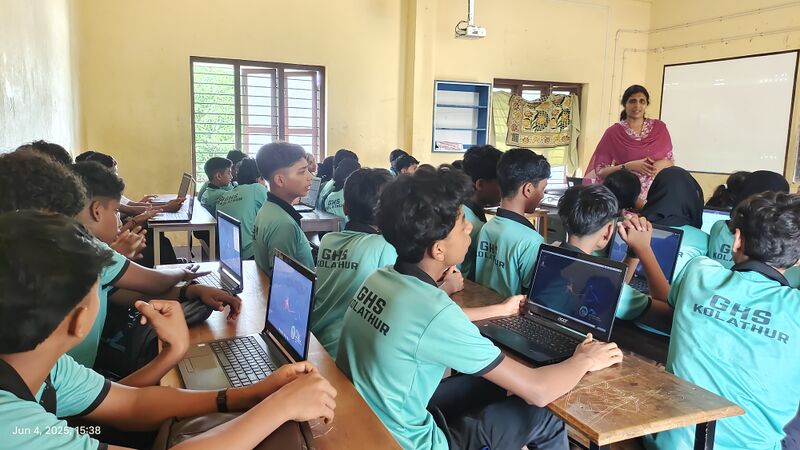 പ്രമാണം:11072 schoolcamp2025-4.jpg