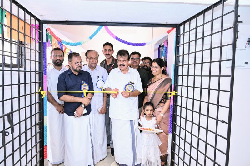 പ്രമാണം:11465-hightech-building-inauguration.jpg