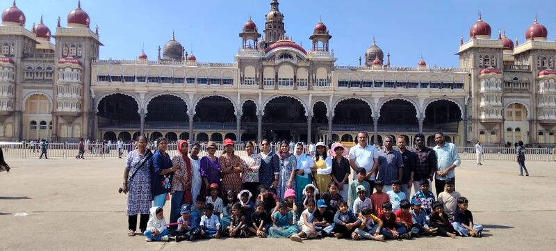 പ്രമാണം:15307 studytour.jpg.jpg