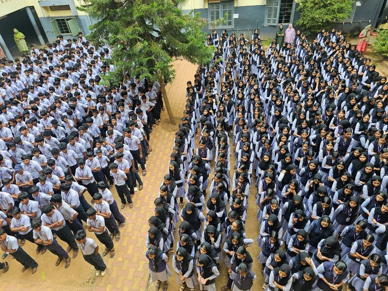 പ്രമാണം:21104MESHSmannarkkad 2.jpeg