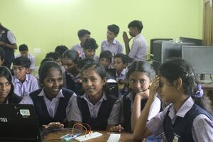 36065 roboticclassUp2.JPG