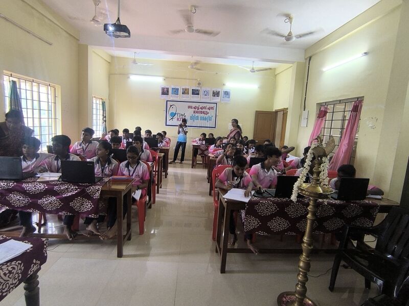 പ്രമാണം:44029 2526.jpg