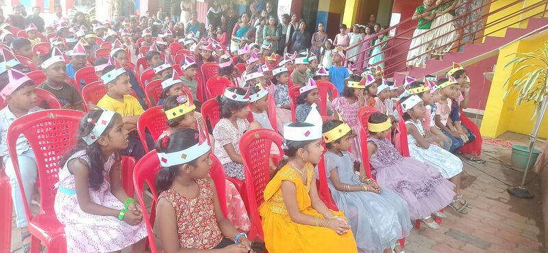 പ്രമാണം:44443 Pravesanam.jpg