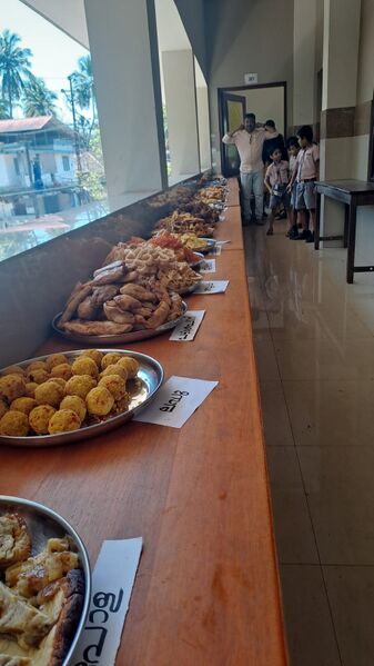 പ്രമാണം:13379-appanyam palahaaramela.jpeg