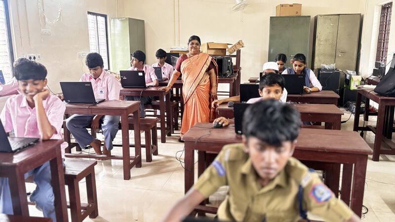 പ്രമാണം:34044-GHSM-JUNE5-2026LK-POSTERMAKING2.jpeg