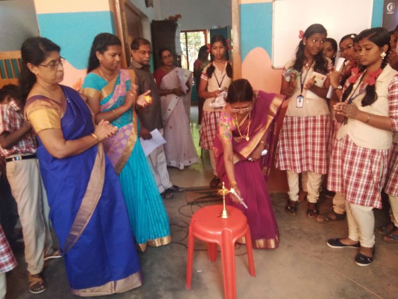 പ്രമാണം:44003 d2.jpg