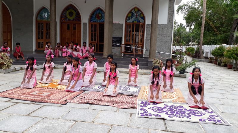 പ്രമാണം:Yoga Day4.jpg