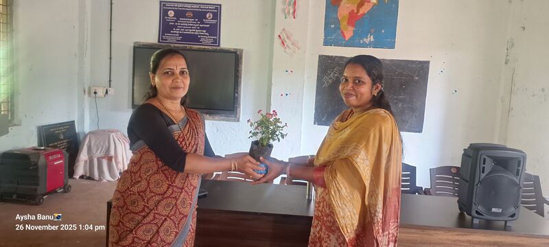 പ്രമാണം:11017 ADOLASENCE CLASS.jpg