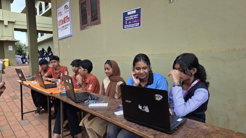 പ്രമാണം:19112LK software freedomfest 2025-3.jpg