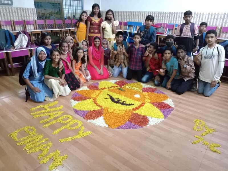 പ്രമാണം:21272 onam 2k22.jpg