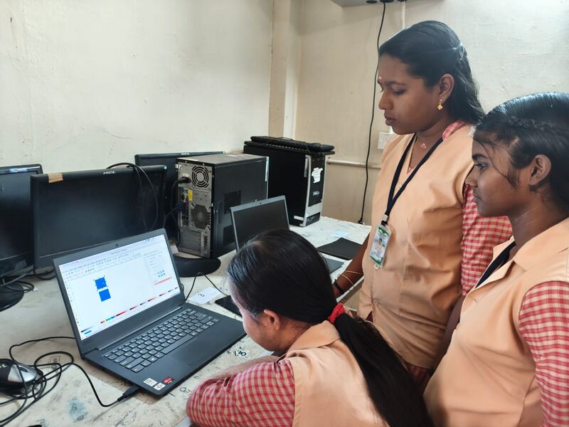 പ്രമാണം:36067 vhss-kallissery.jpg