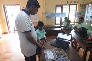 37001 LK Computer class-2.jpg