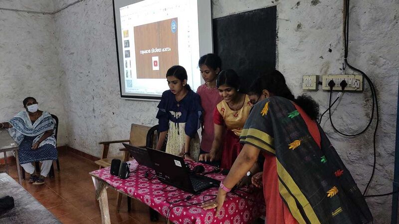 പ്രമാണം:38047-PTA-LKCS22-1 - Noble P Abraham.jpg