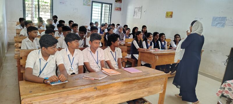 പ്രമാണം:42015 Orientation.jpeg