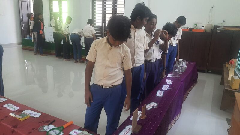 പ്രമാണം:44354 VARNARAJI 1.jpg