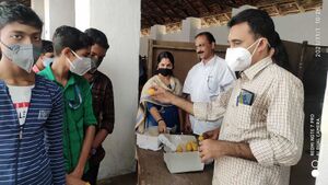 BS21 KTM 32052 11.jpg