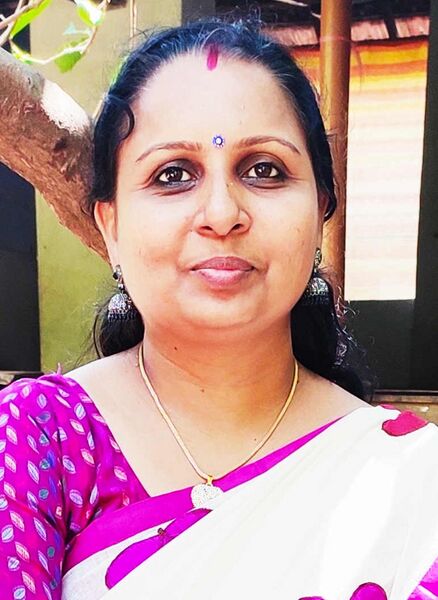 പ്രമാണം:GIRIJA KN.jpg