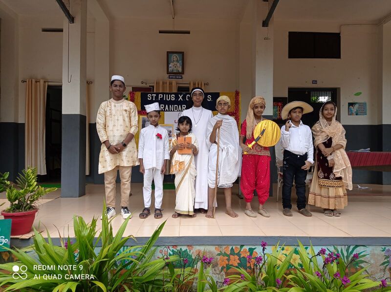 പ്രമാണം:Pius-TCR-22267 (2).jpg