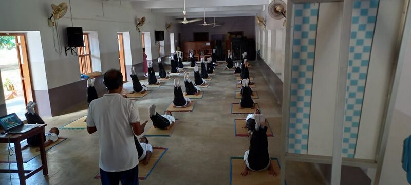 പ്രമാണം:Yd1 43065.jpeg