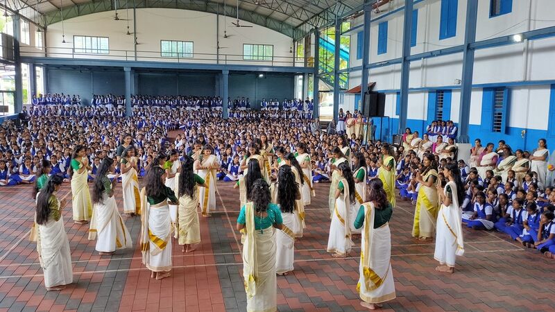 പ്രമാണം:21001- THIRUVATHIRA.jpg