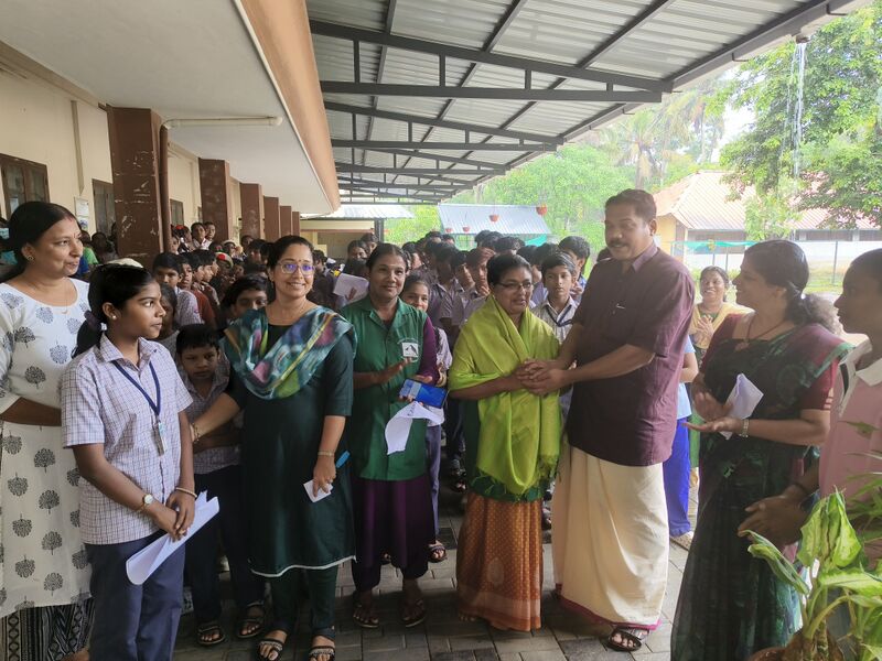 പ്രമാണം:22026-envmnt2.jpg