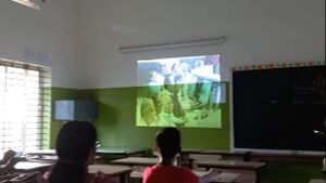 26001 HightechClass 1.jpg