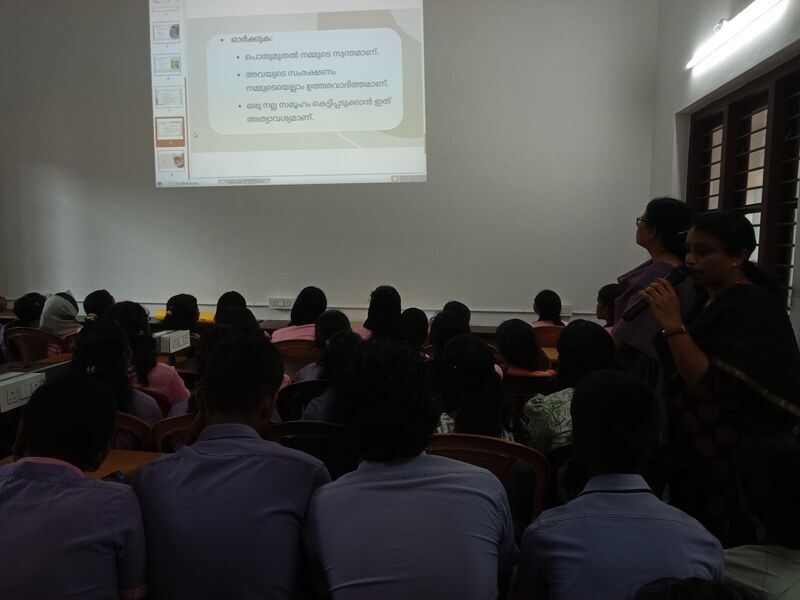 പ്രമാണം:27036 pkd pothumuthal-1-.jpg